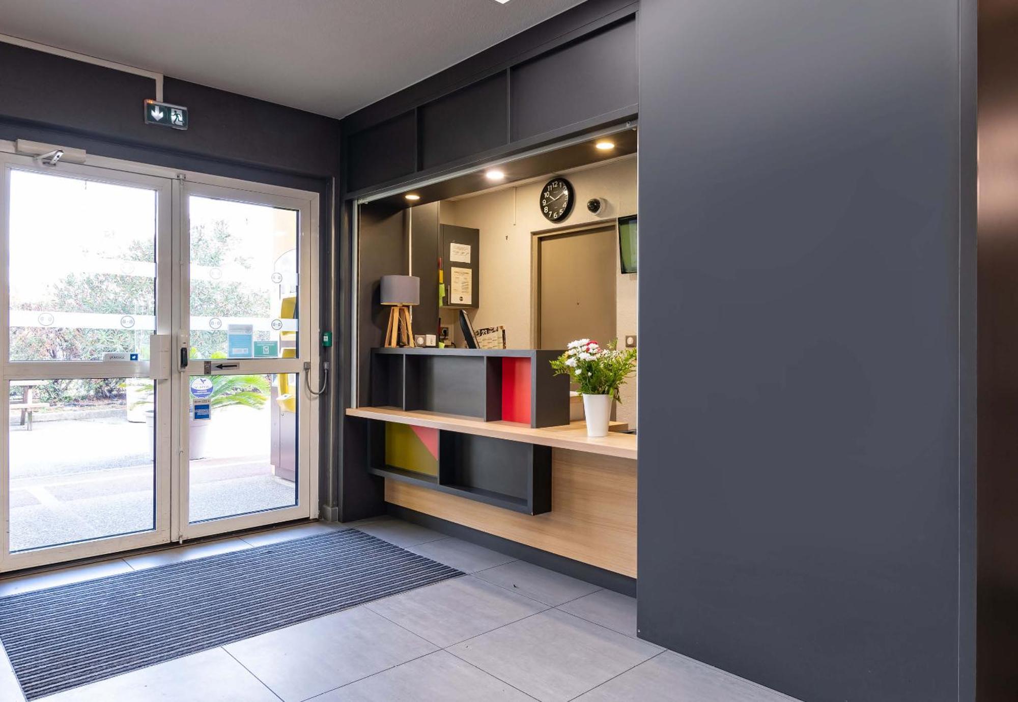 B&B Hotel Valence Sud エクステリア 写真